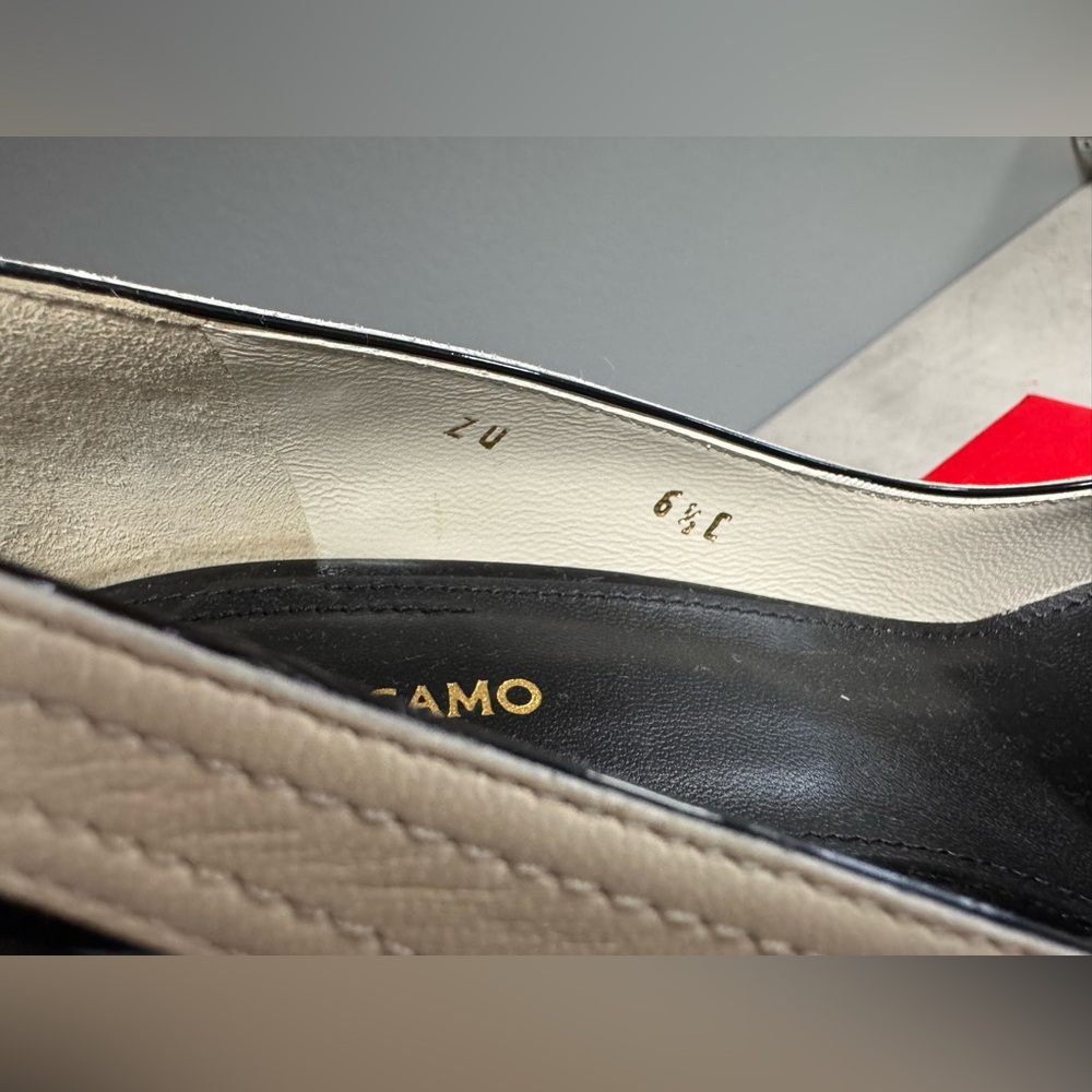 NIB- Ferragamo Eugene pumps - Picture 10 of 14